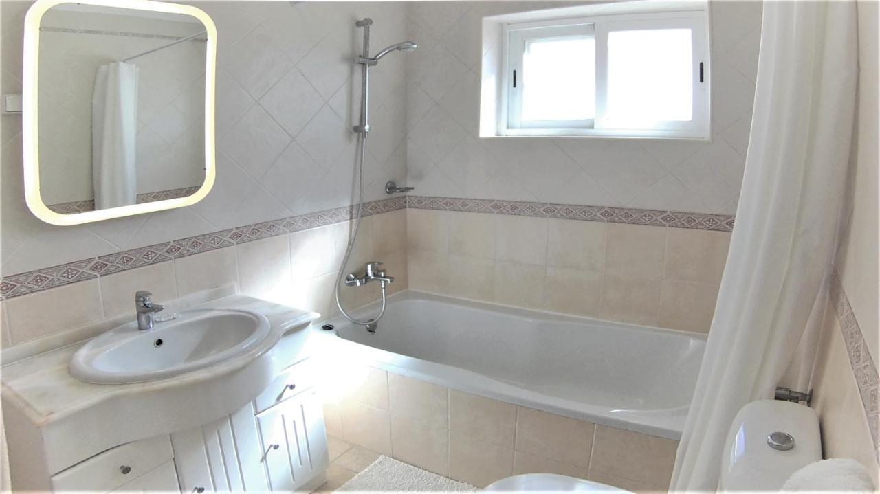 Casa Pura Vida - Fantastic Sea View Villa Pêra Екстериор снимка